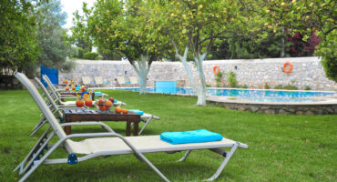 Garden & Pool All Day on our Villa